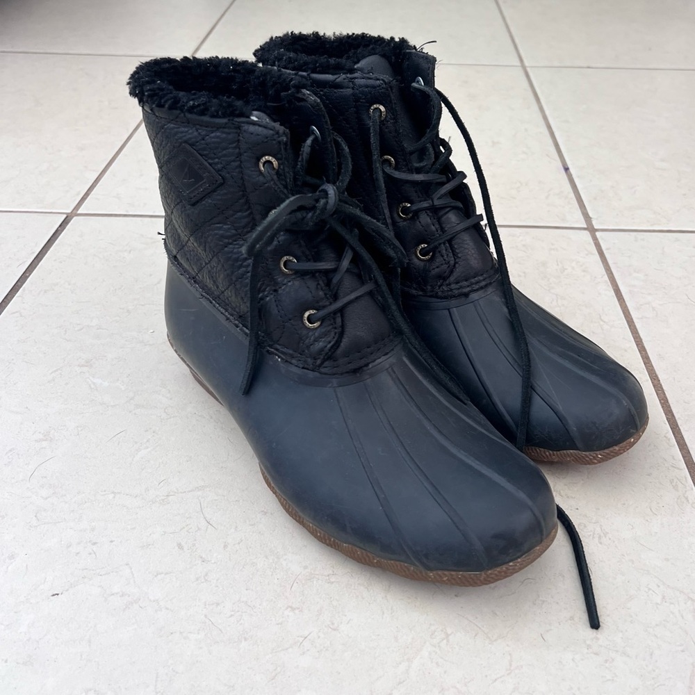 Sperry Duck Leather Boots Women's Black Quilted Winter Boots 9.5